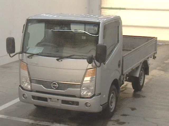 Nissan Atlas  с аукциона в Японии