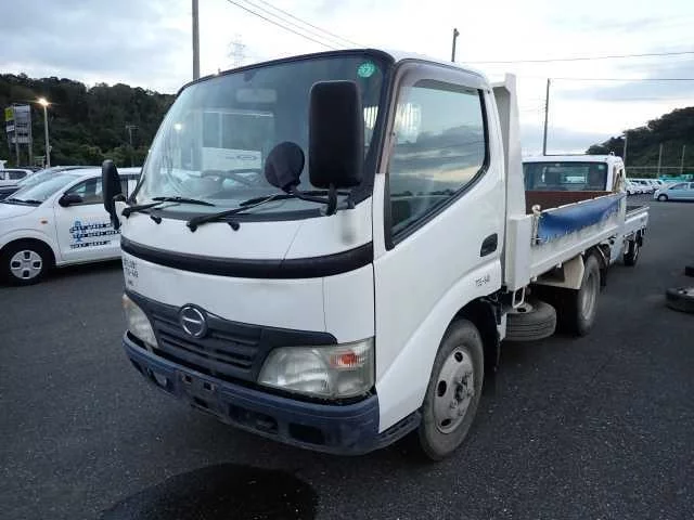 Hino Dutro  с аукциона в Японии