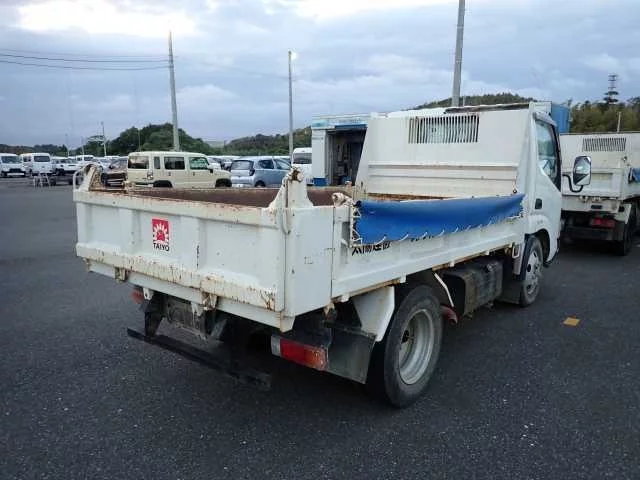 Hino Dutro  с аукциона в Японии
