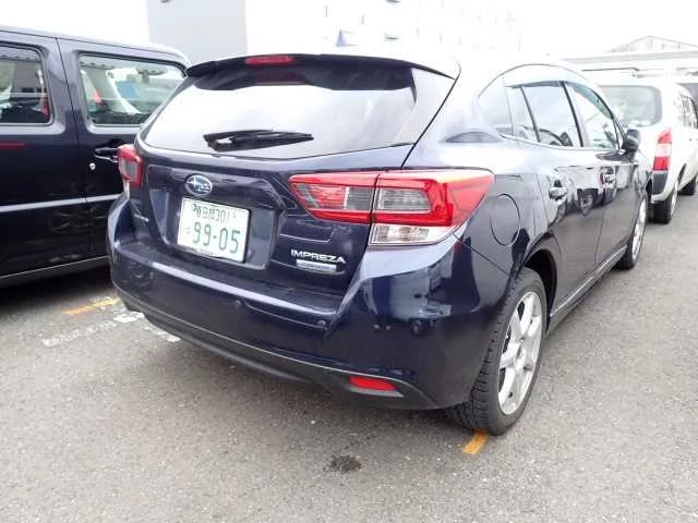 Subaru Impreza  с аукциона в Японии