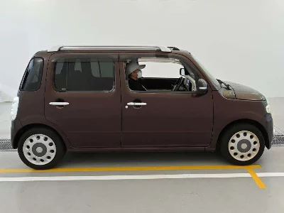 Daihatsu Mira Cocoa