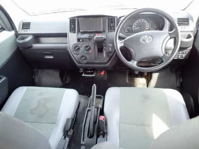 TOYOTA TOWN ACE VAN