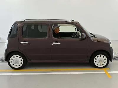 Daihatsu Mira Cocoa