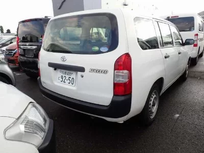 Toyota SUCCEED VAN