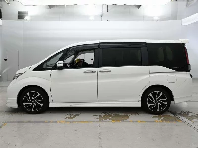 Honda STEPWGN SPADA