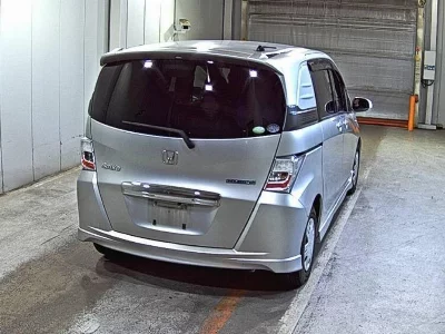 HONDA FREED SPIKE HYBRID