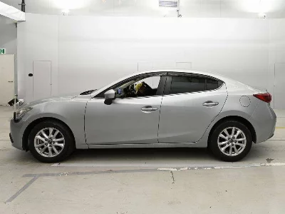 Mazda AXELA HYBRID