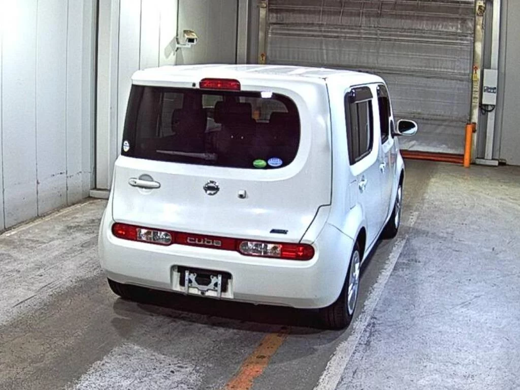 Nissan Cube  с аукциона в Японии