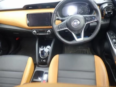 NISSAN KICKS