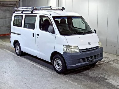 TOYOTA TOWN ACE VAN