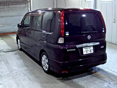 NISSAN SERENA