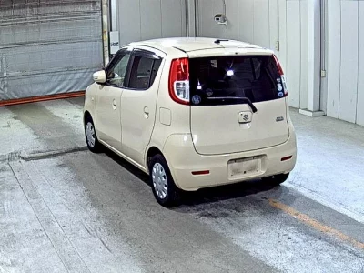 Suzuki MRWAGON