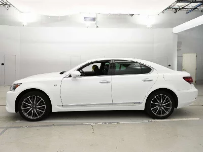 Lexus LS600h