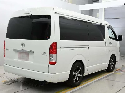 TOYOTA HIACE WAGON