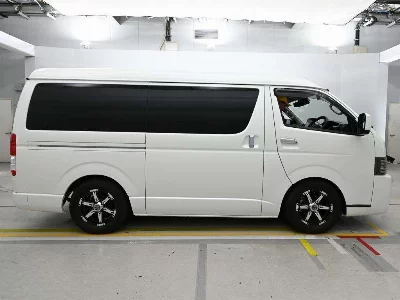 TOYOTA HIACE WAGON