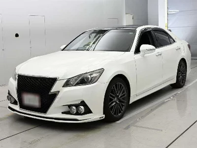 Toyota CROWN HYBRID
