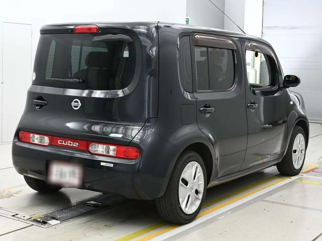 Nissan Cube  с аукциона в Японии