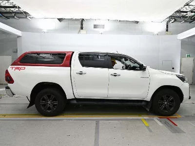 TOYOTA HILUX PICK UP