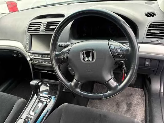 Honda Inspire  с аукциона в Японии