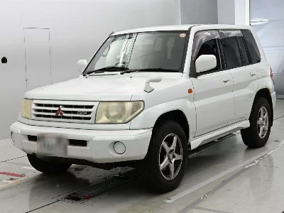 Mitsubishi Pajero iO