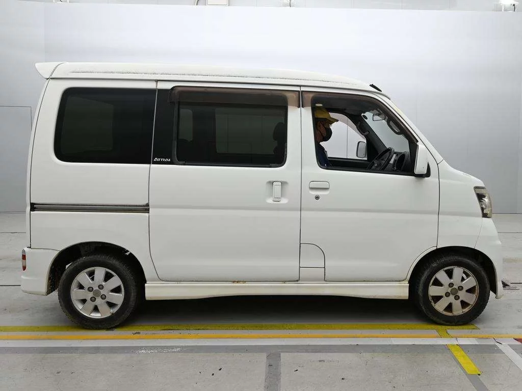 Daihatsu Atrai  с аукциона в Японии