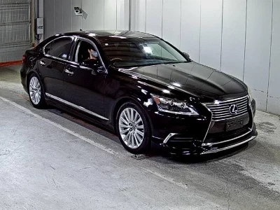 Lexus LS600h