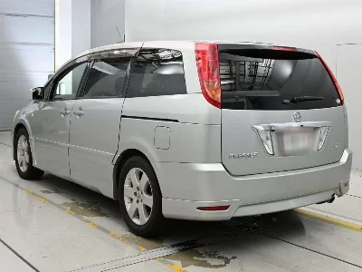 Nissan Presage