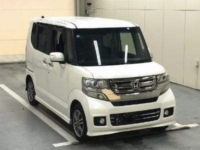 Honda N BOX CUSTOM