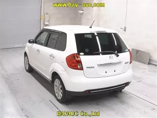 Mazda Verisa