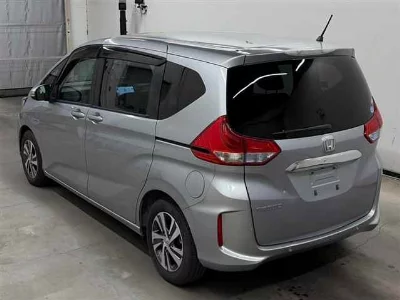 HONDA FREED HYBRID
