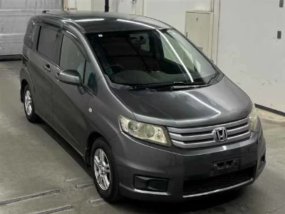 Honda Freed Spike