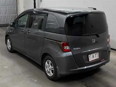 Honda Freed Spike