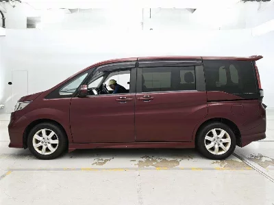Honda STEPWGN SPADA