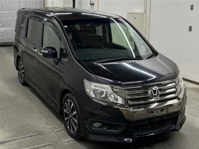 Honda STEPWGN SPADA