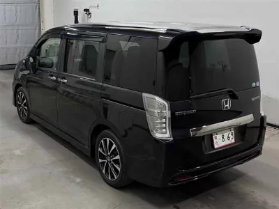 Honda STEPWGN SPADA