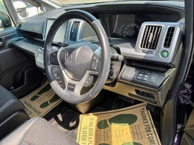 Honda STEPWGN SPADA