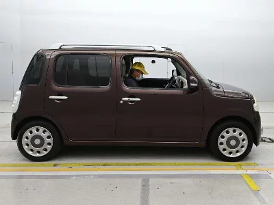 Daihatsu Mira Cocoa