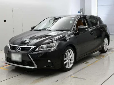 Lexus CT200h