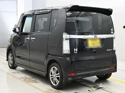Honda N BOX CUSTOM