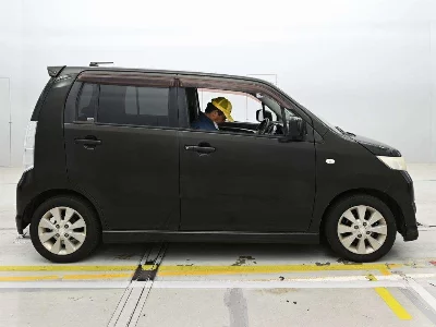 Suzuki WAGON R STINGRAY