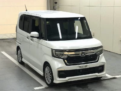 Honda N BOX CUSTOM