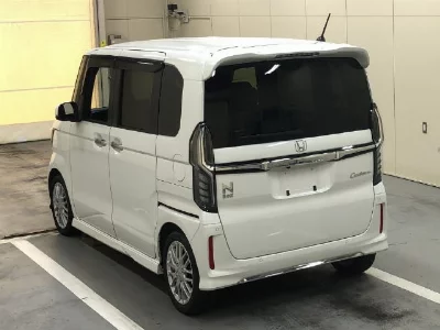 Honda N BOX CUSTOM