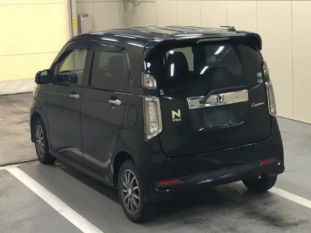 Honda N BOX CUSTOM  с аукциона в Японии