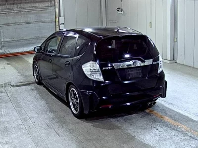 Honda FIT HYBRID