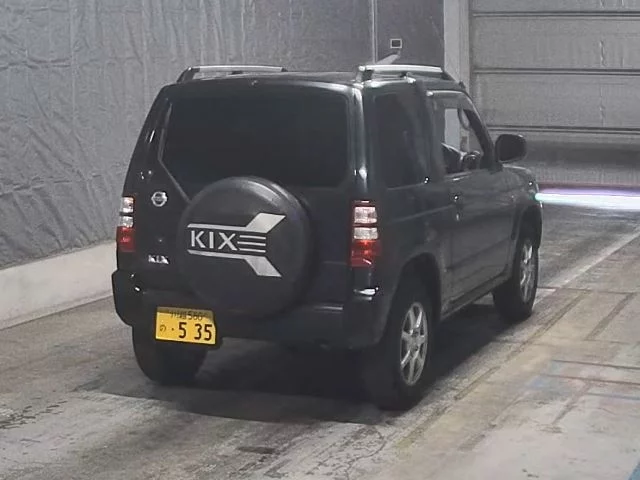 Nissan Kix  с аукциона в Японии