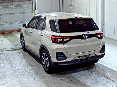 DAIHATSU ROCKY