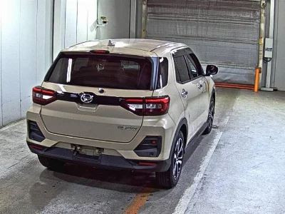 DAIHATSU ROCKY