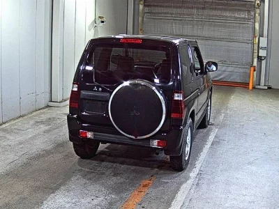 Mitsubishi Pajero Mini