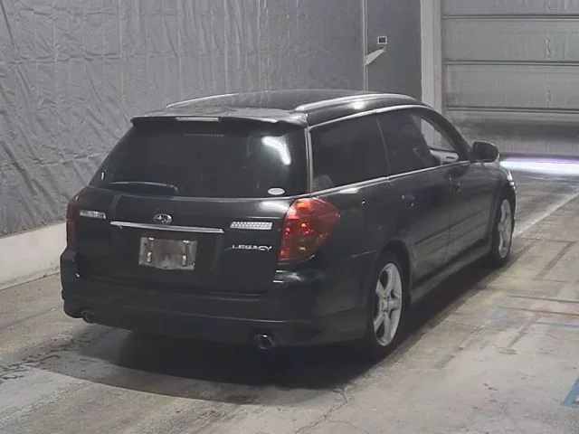 Subaru Legacy  с аукциона в Японии