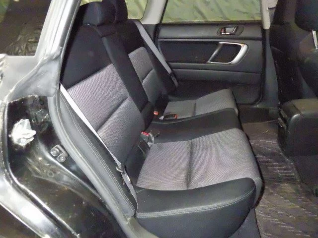 Subaru Legacy  с аукциона в Японии